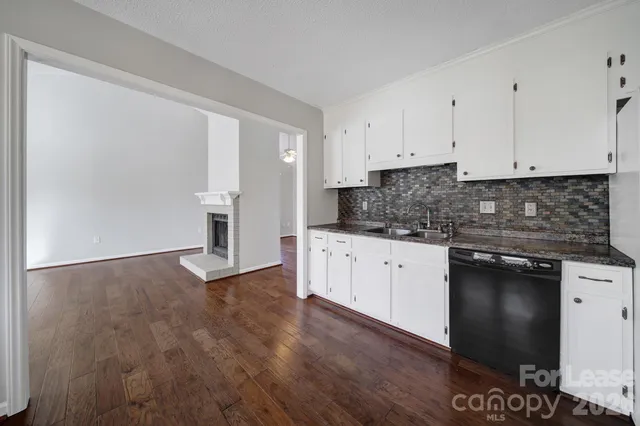 $1,900 | 13811 Dansington Court, Pineville, NC 28134