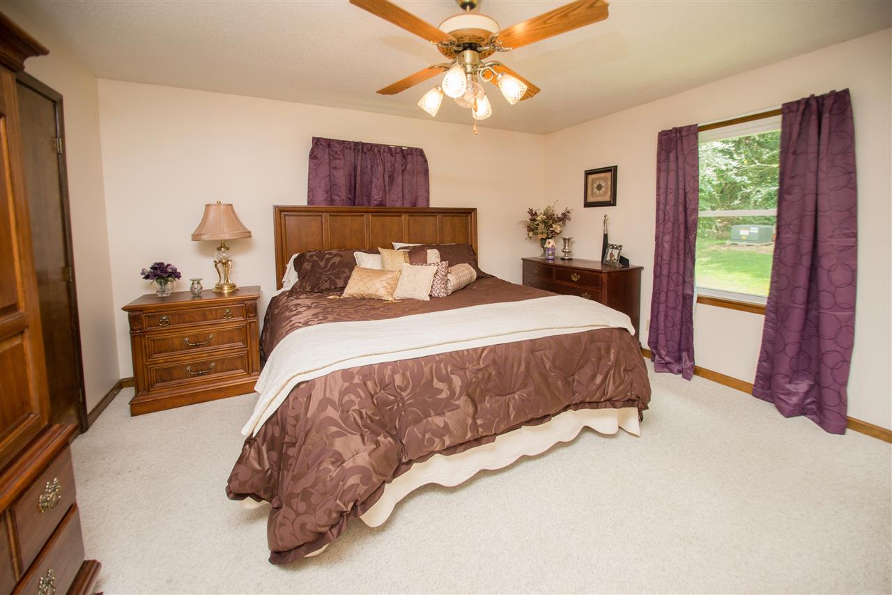 1200 Russell Road Chandler, IN 47610 - Photo 15 of 30