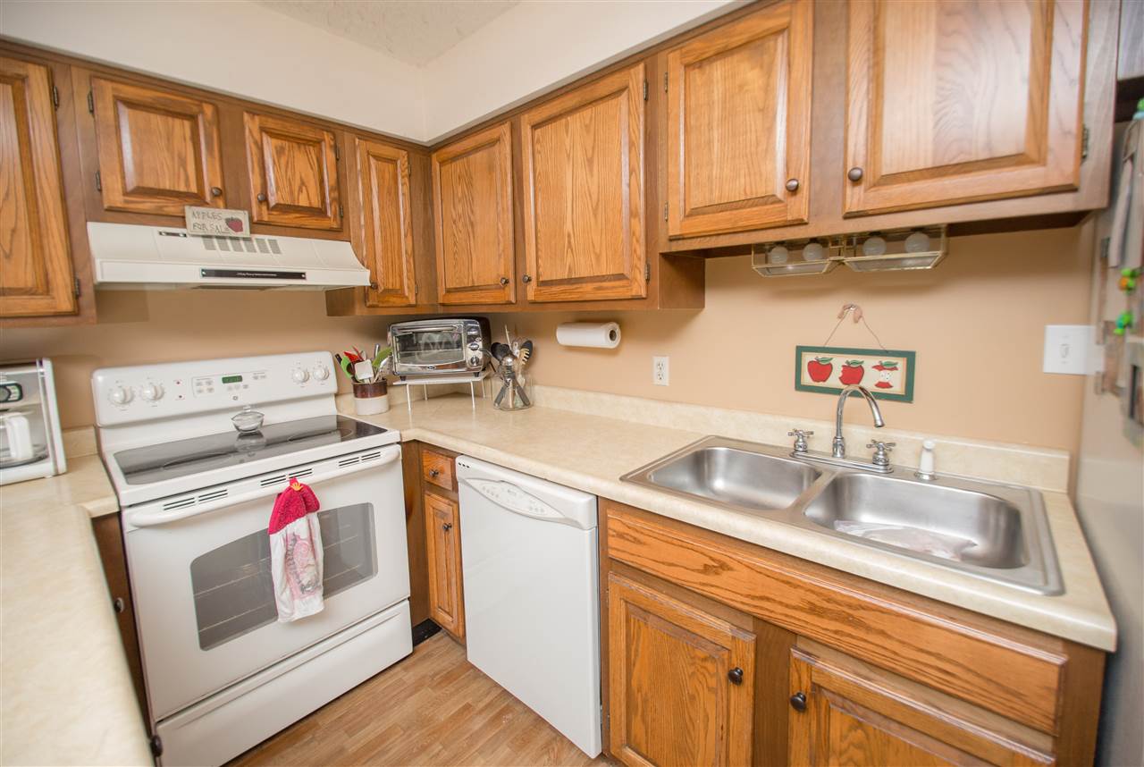 1200 Russell Road Chandler, IN 47610 - Photo 3 of 30