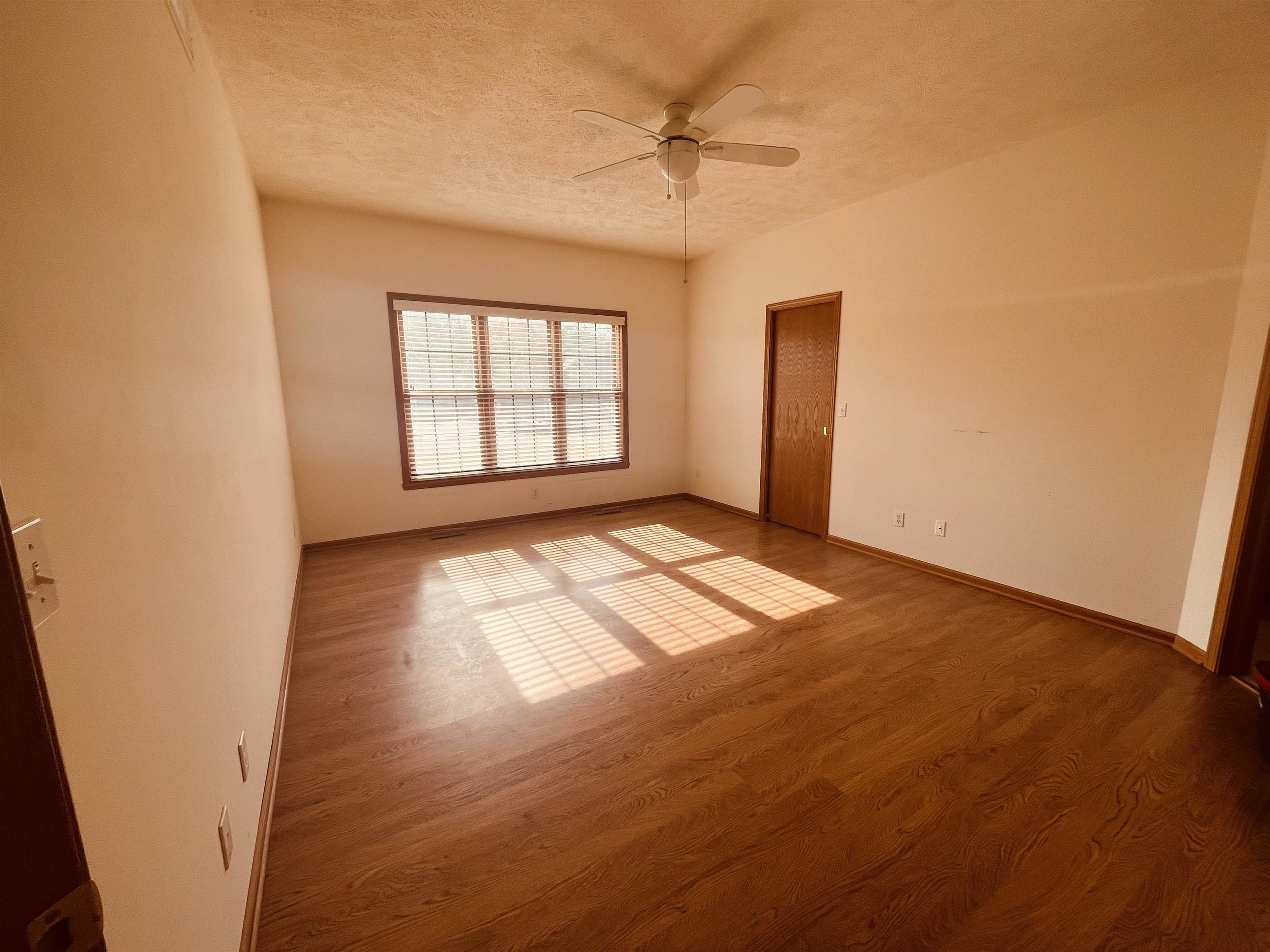 240 Lake Summerset Road Lake Summerset, IL 61019 - Photo 6 of 12 Gallery Image 6