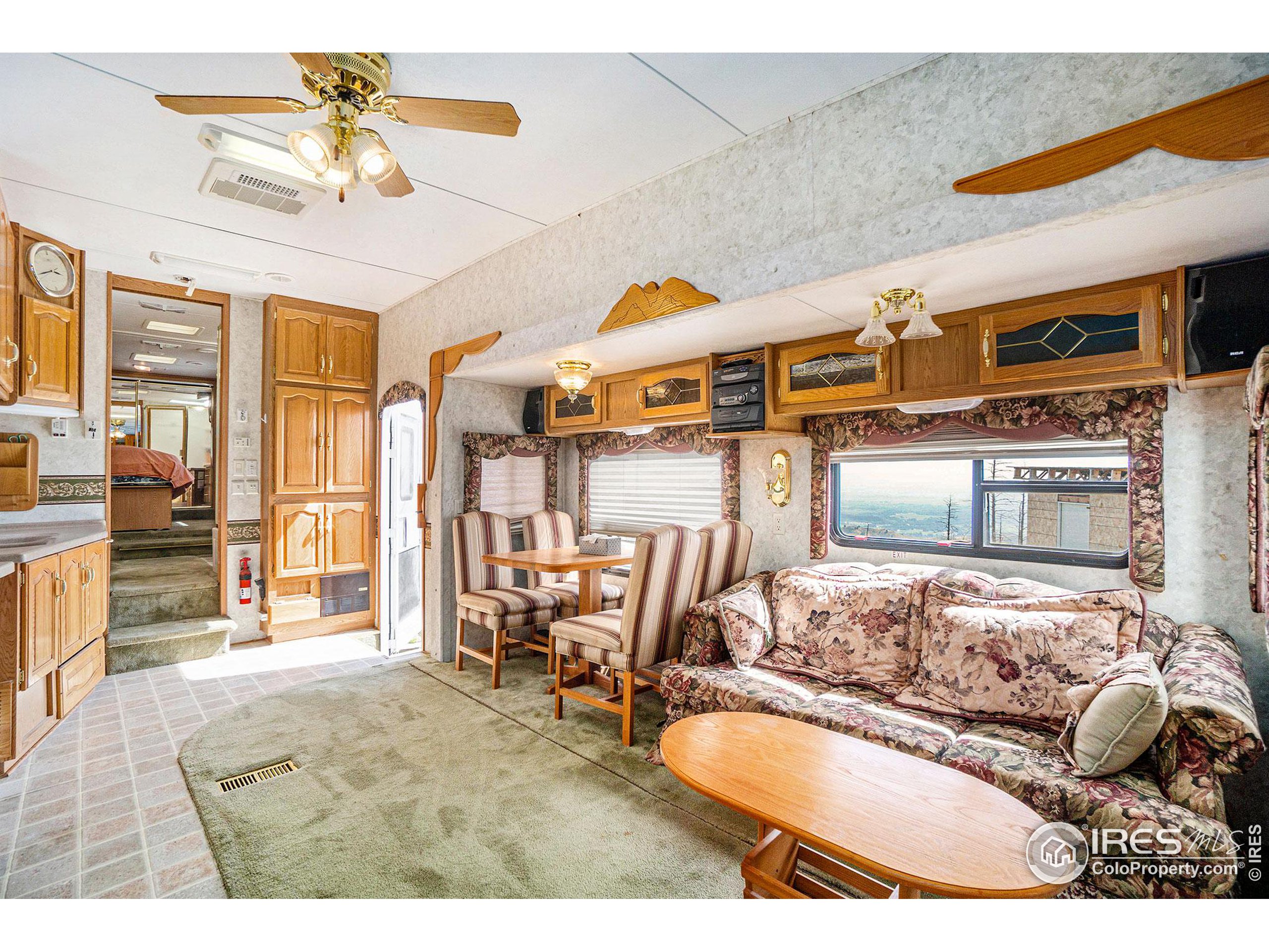 1600 Whale Rock Road Bellvue, CO 80512 - Photo 14 of 33