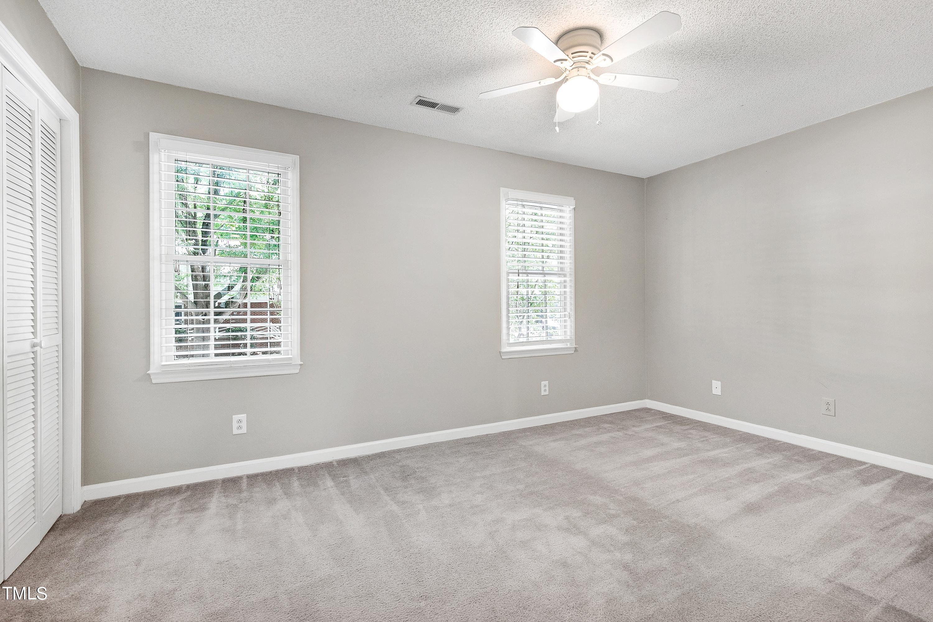 4660 Fawnbrook Circle Raleigh, NC 27612 - Photo 17 of 28 Scene-23