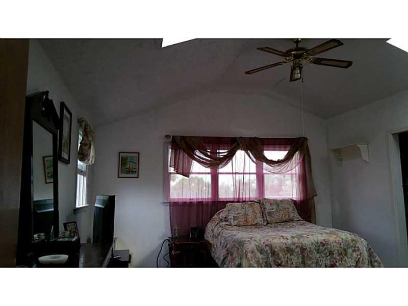 618 Greenlee Road Whitehall, PA 15227 - Photo 14 of 25 Master Bedroom.