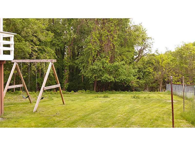 618 Greenlee Road Whitehall, PA 15227 - Photo 24 of 25 Yard/Garden.