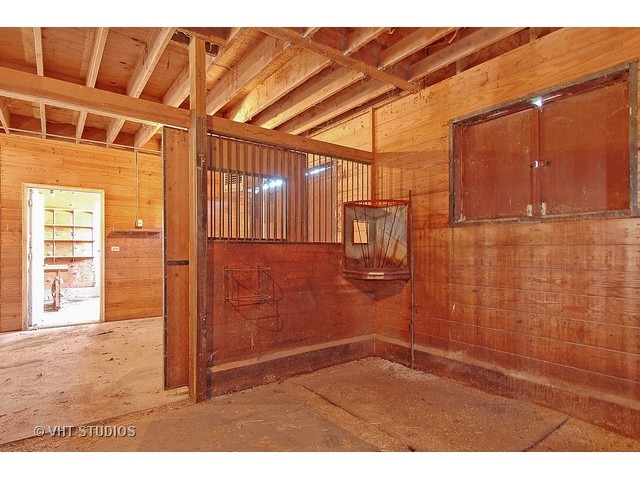 19N310 Boyer Road Algonquin, IL 60102 - Photo 22 of 25 a view of an empty room