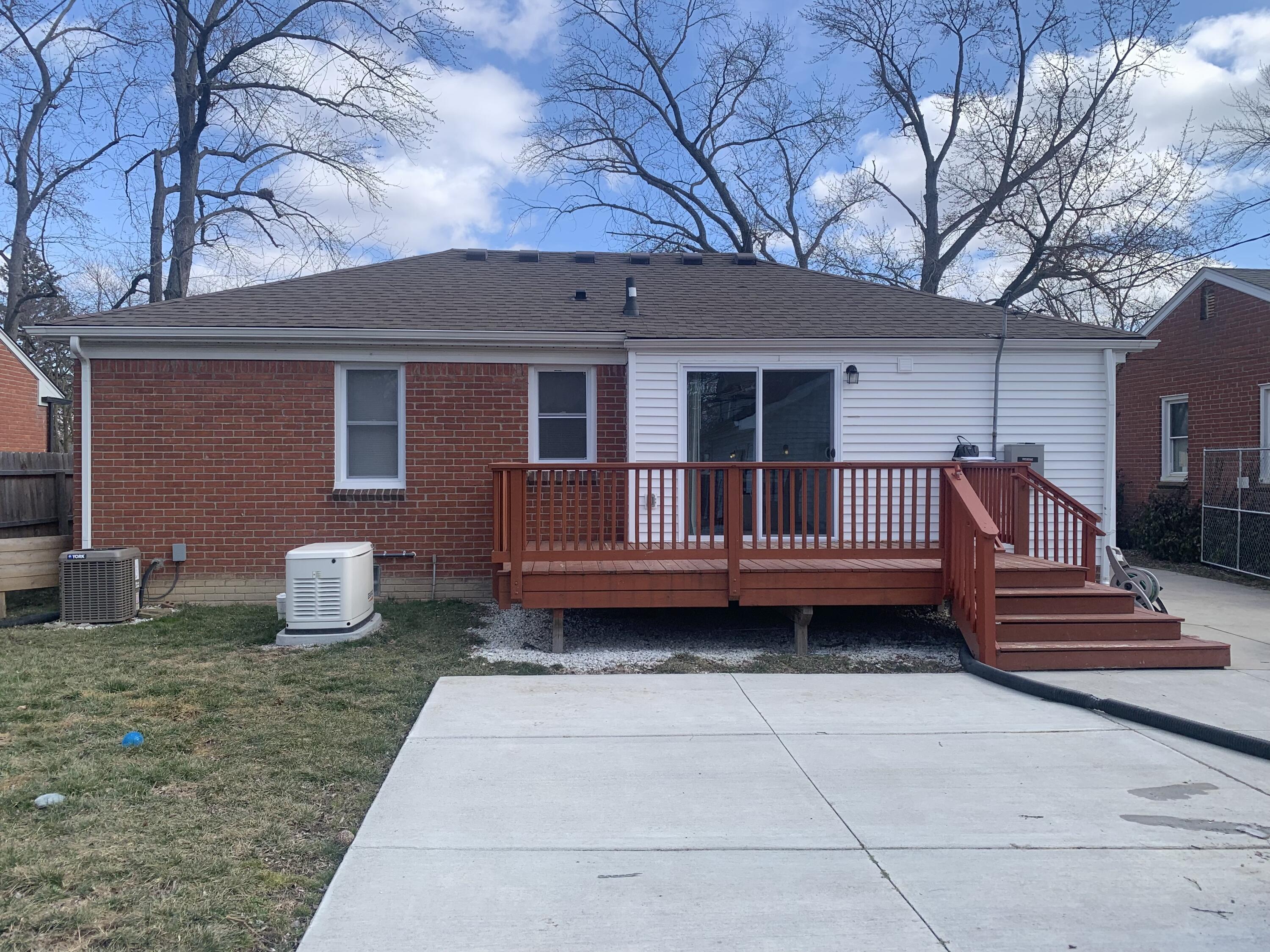9823 Merriman Road Livonia, MI 48150 - Photo 28 of 28 IMG_4114