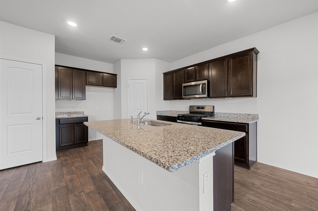 164 Frogmore Loop Kyle, TX 78640 - Photo 8 of 23 Gallery Image 8