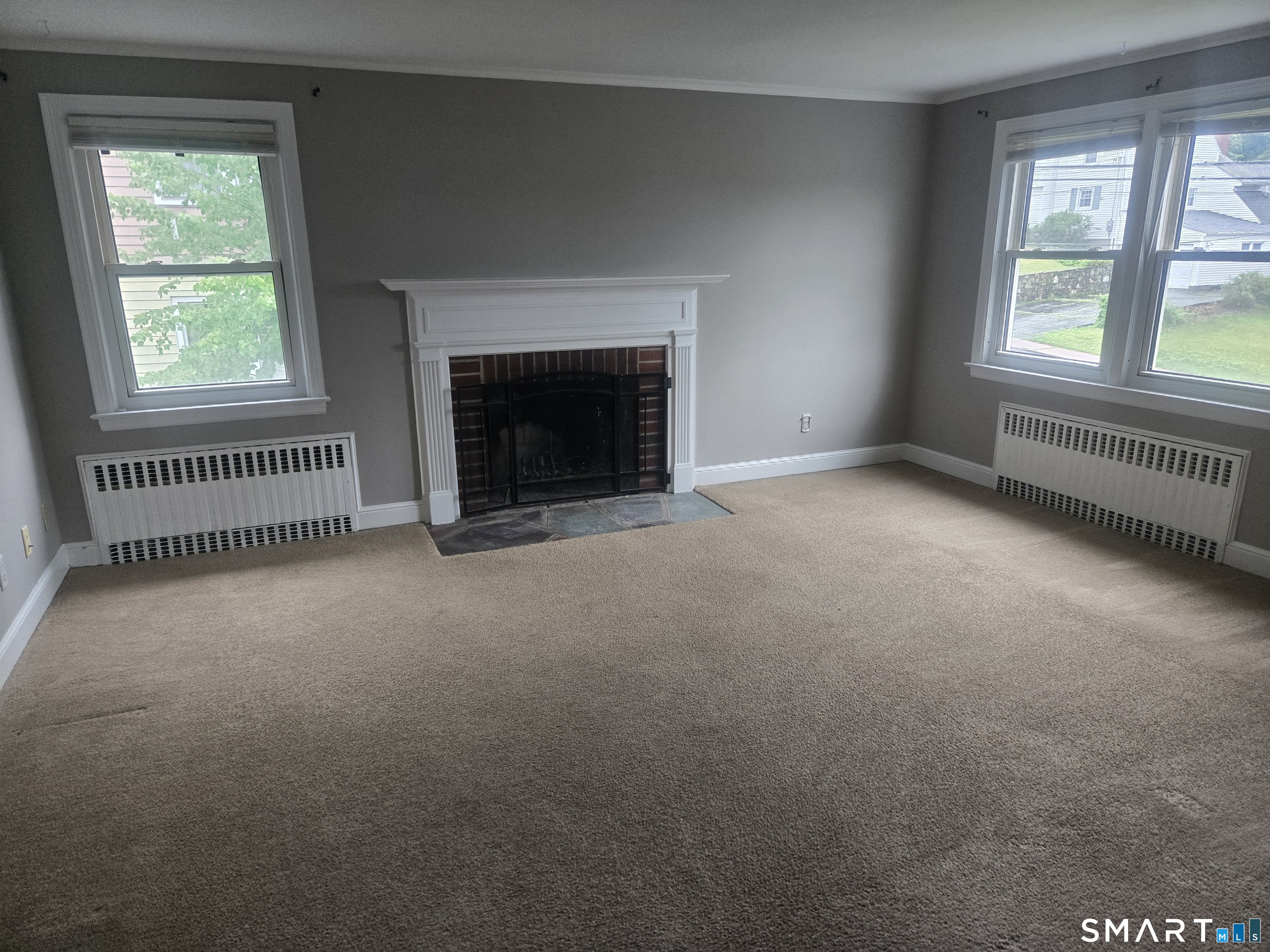 63 Brookfield Street Manchester, CT 06040 - Photo 5 of 11