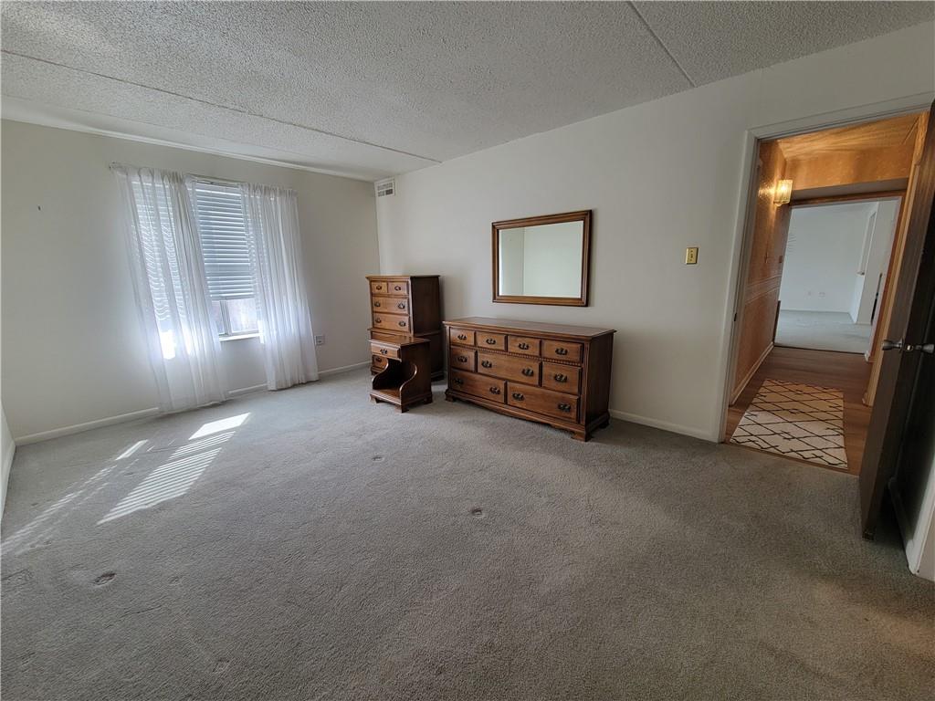 2120 Greentree Road, Unit 100E Pittsburgh, PA 15220 - Photo 11 of 25 a view of a livingroom with a staircase