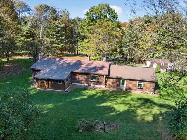 $299,900 | 297 Creek Road, Lansing, NY 13073