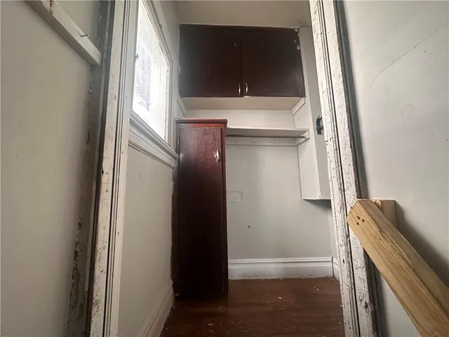 a view of walk in closet