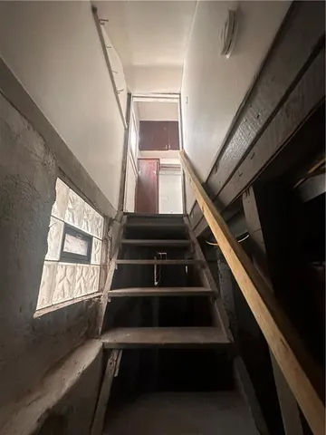 a view of entryway and hall