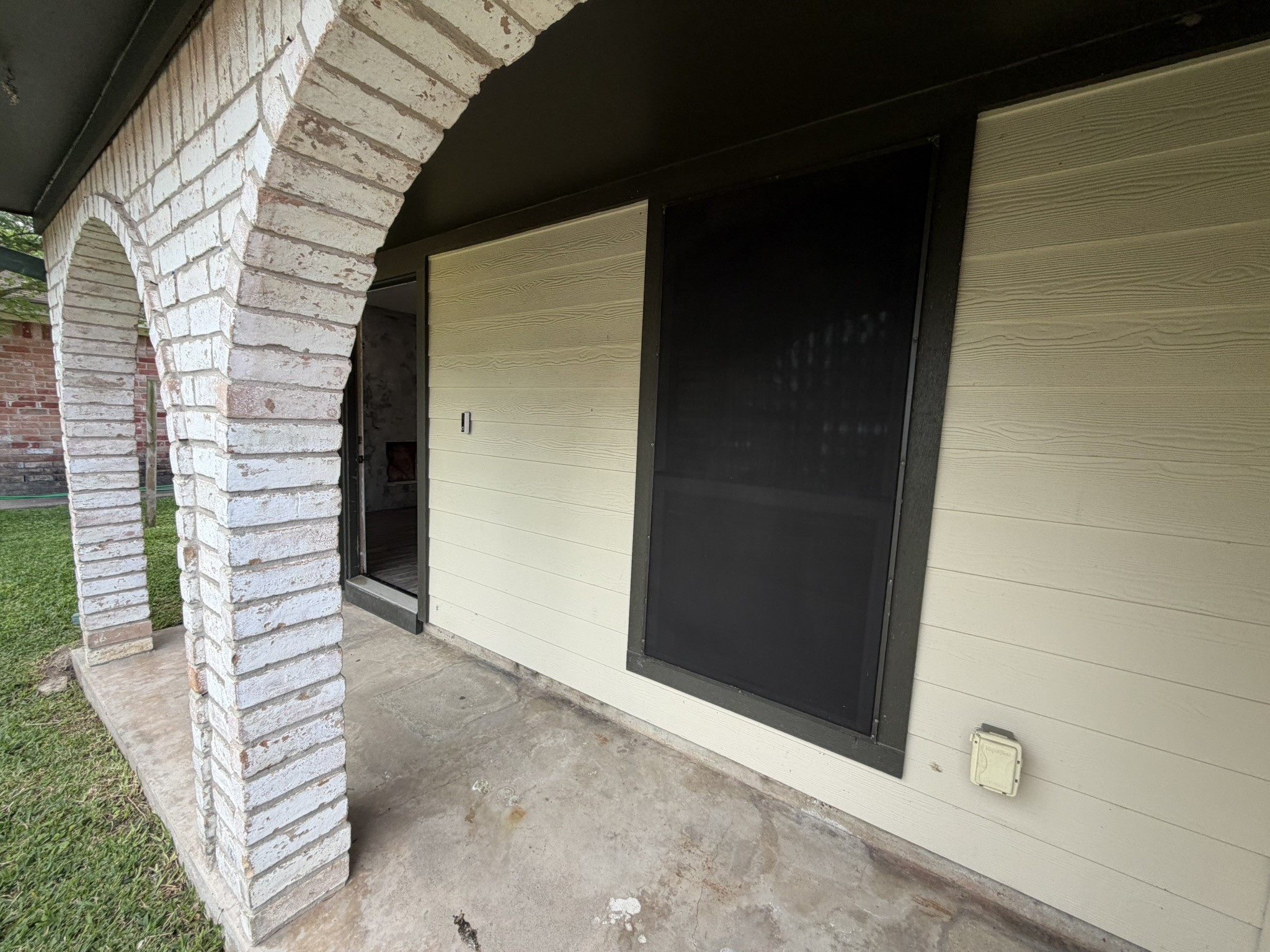 1422 Kappa Street Pasadena, TX 77504 - Photo 2 of 24