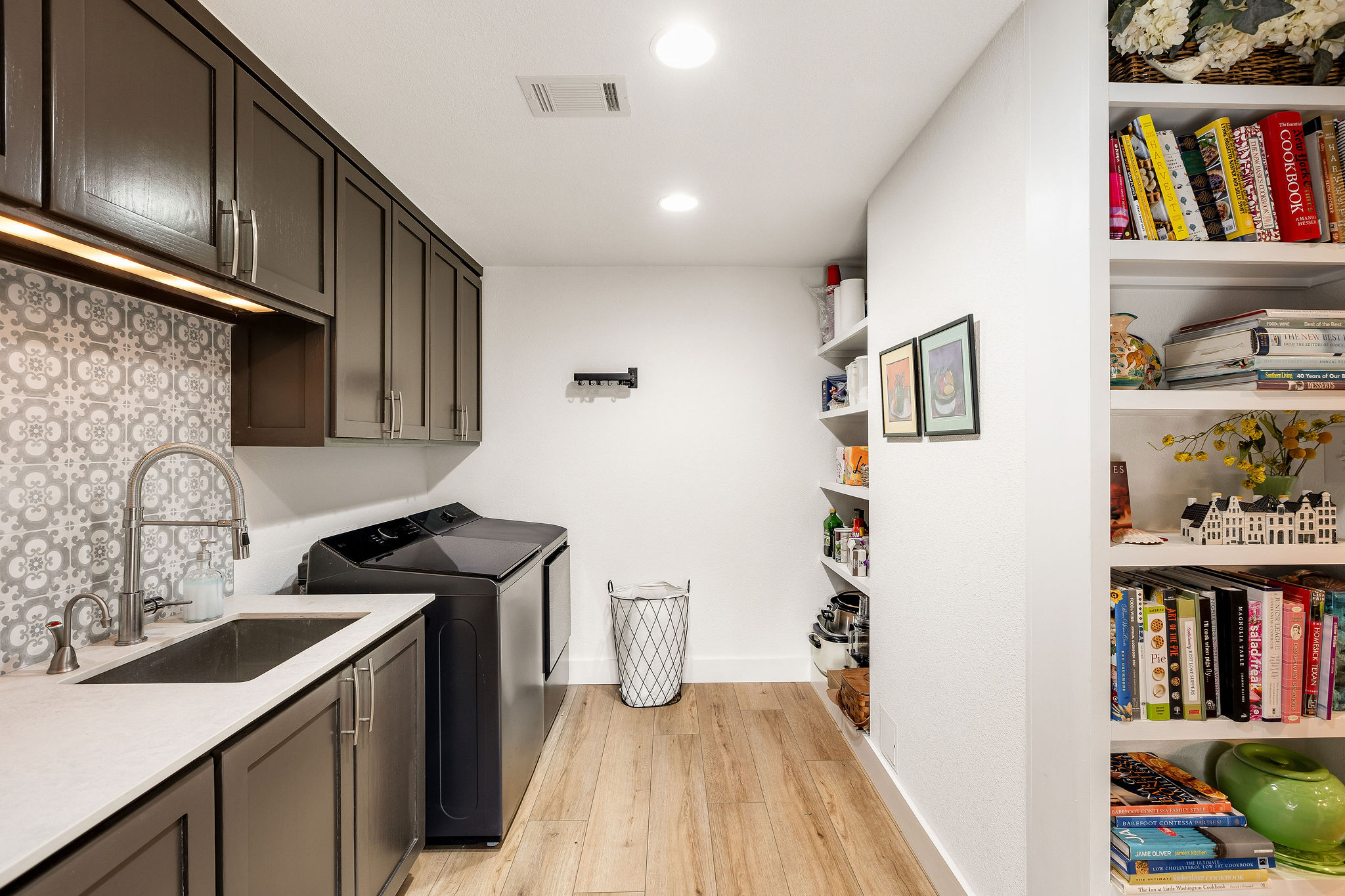 2505 Side Cove Austin, TX 78704 - Photo 20 of 40 Laundry area off of the kitchen. Plenty of space for storage or use as a prep kitchen