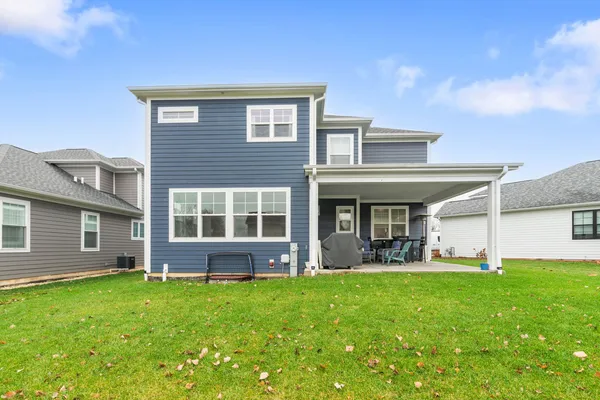 $664,900 | 580 Francesca Lane, Roselle, IL 60172