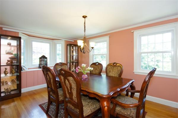 107 Simonds Road Lexington, MA 02420 - Photo 3 of 12