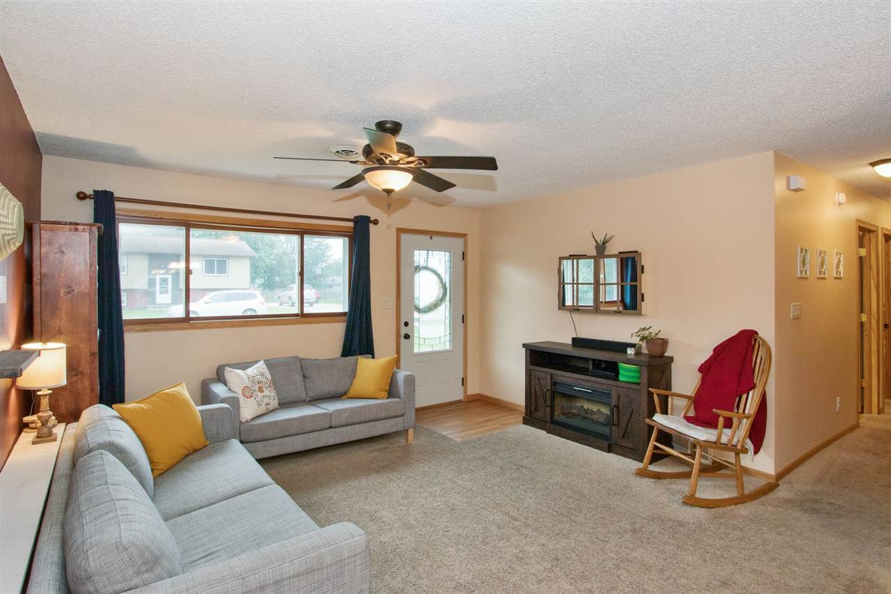 820 Prairie Ridge Road North Liberty, IA 52317 - Photo 7 of 26 Gallery Image 7