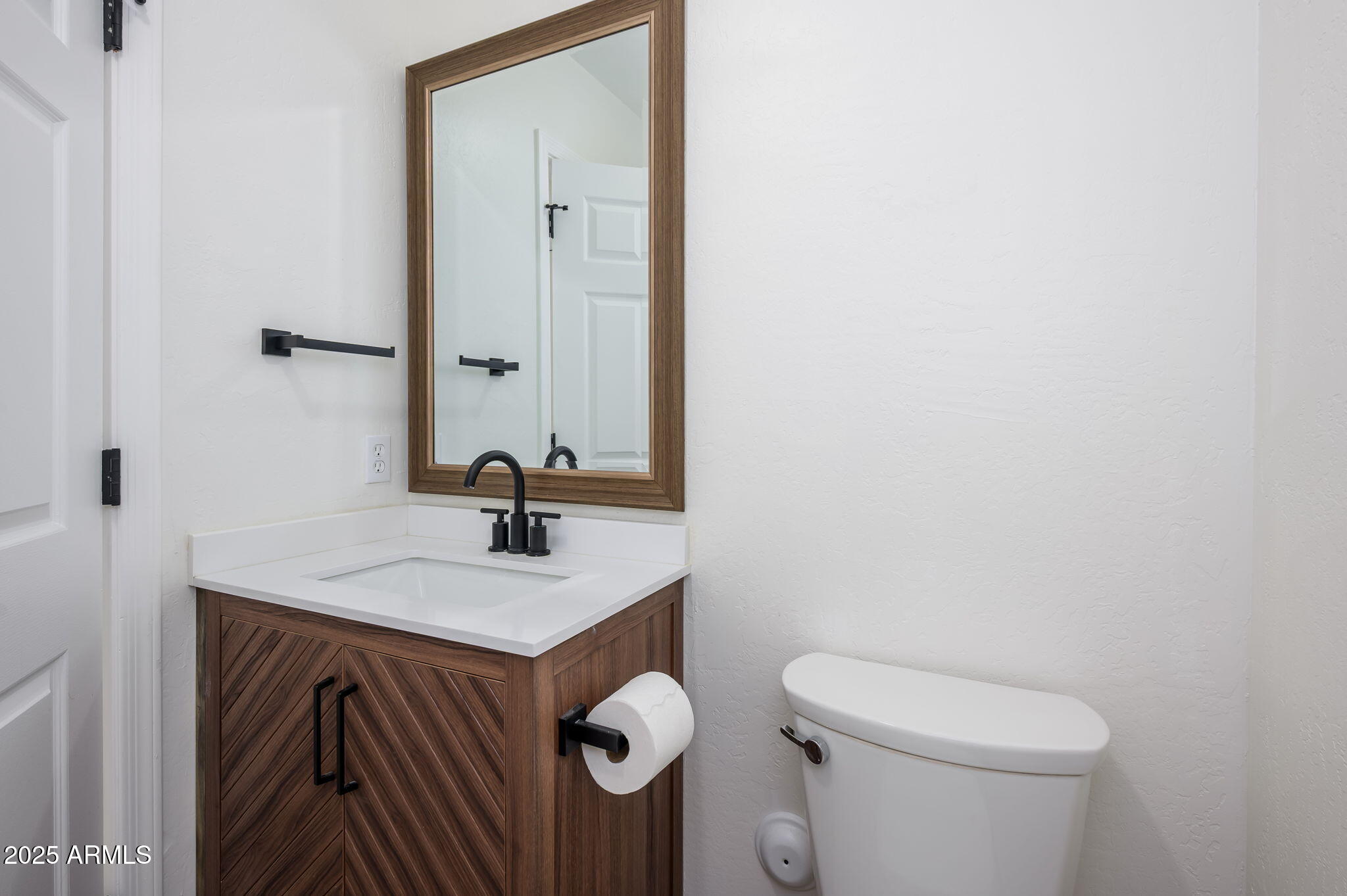 3755 East Broadway Road, Unit 21 Mesa, AZ 85206 - Photo 21 of 37 4-web-or-mls-Broadway-12