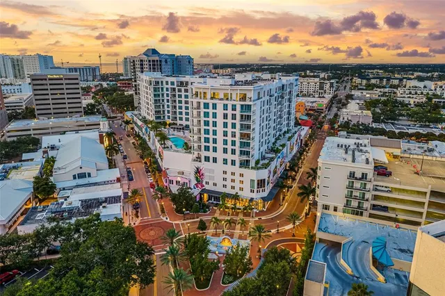 $200,000 | 2224 Bahia Vista Street, Unit E1, Sarasota, FL 34239