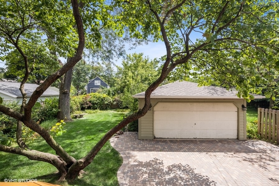 229 Olmsted Road Riverside, IL 60546 - Photo 20 of 24