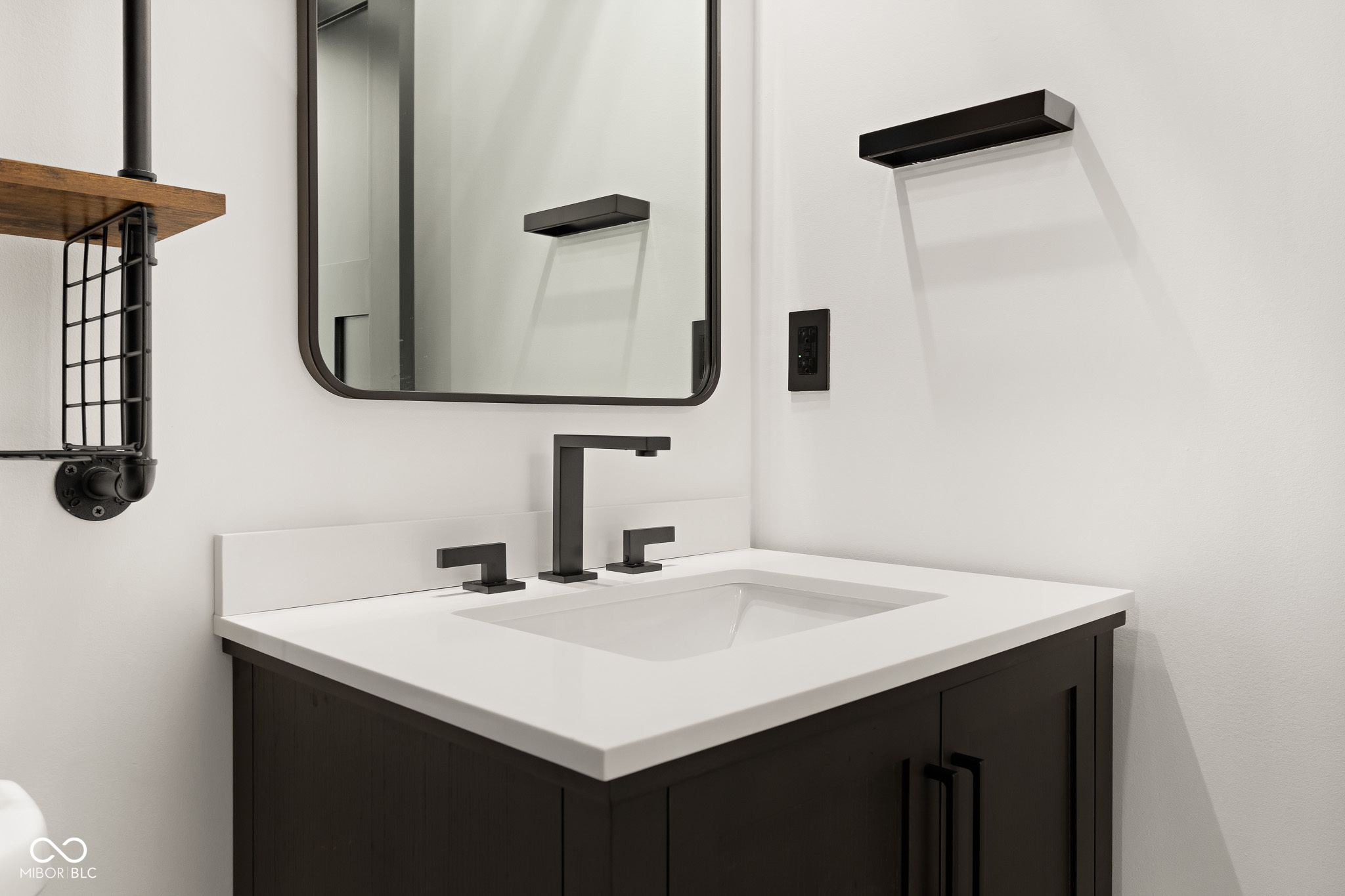 1013 14th Street Columbus, IN 47201 - Photo 20 of 25