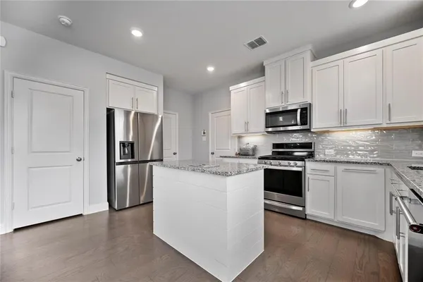 $3,100 | 4701 Smokey Quartz Lane, Arlington, TX 76005