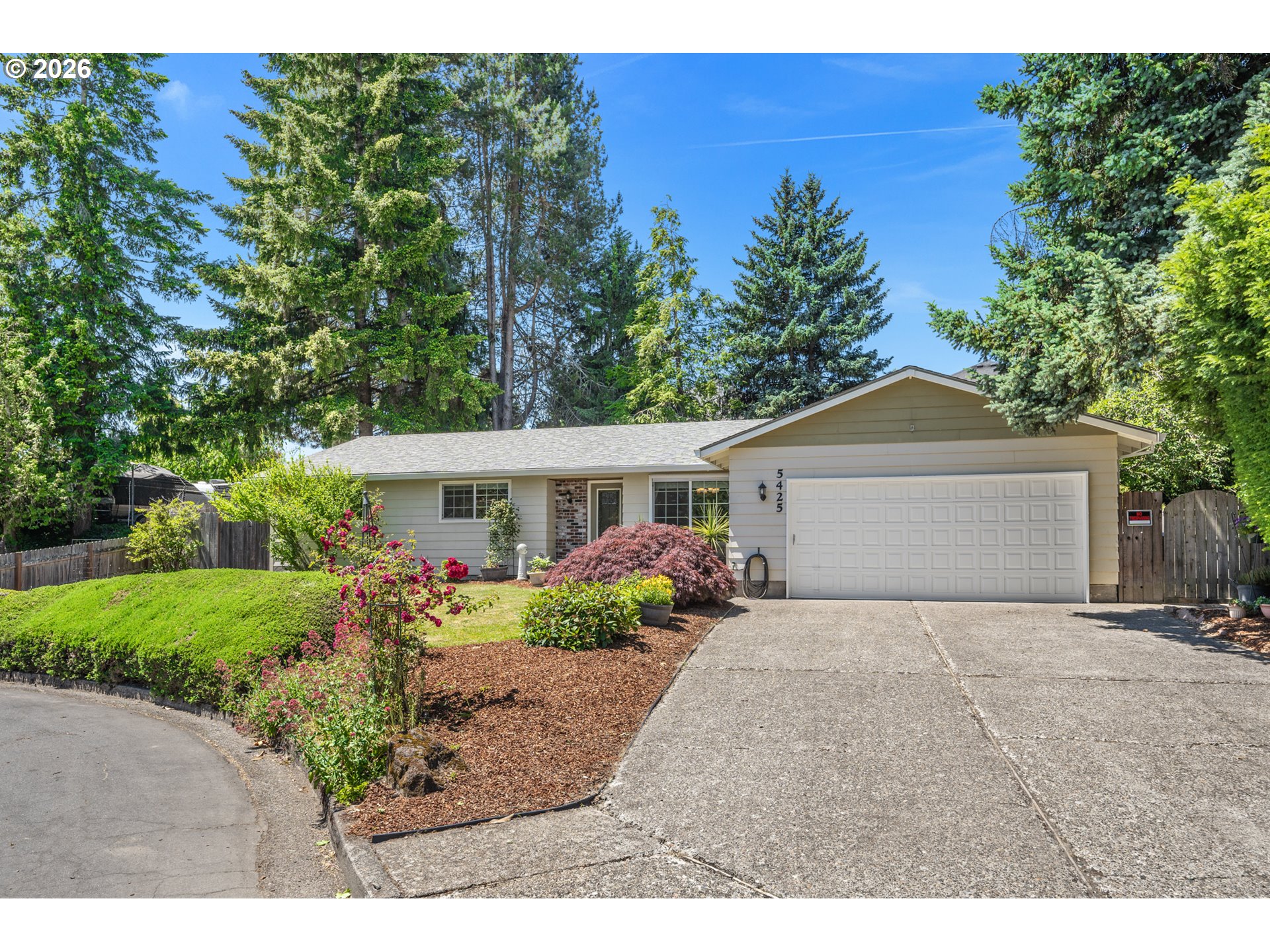 5425 Southwest 208th Court Beaverton, OR 97078 - Photo 3 of 43