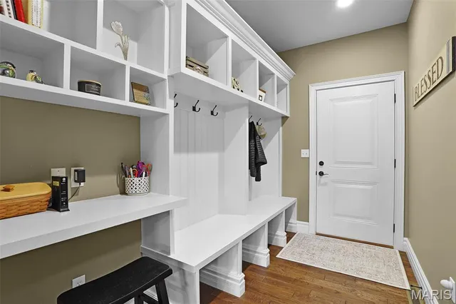 $625,000 | 7308 Kindlewood Drive, Edwardsville, IL 62025