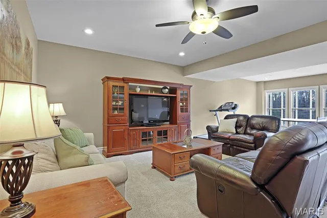 $625,000 | 7308 Kindlewood Drive, Edwardsville, IL 62025