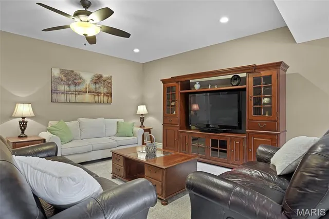 $625,000 | 7308 Kindlewood Drive, Edwardsville, IL 62025