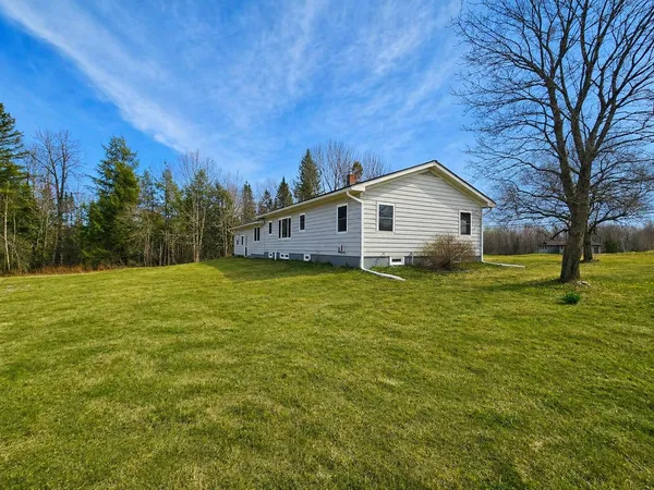 $314,900 | 2414 Highway 5, Irasburg, VT 05860