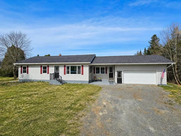 $314,900 | 2414 Highway 5, Irasburg, VT 05860