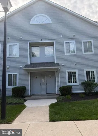 $215,000 | 5 Kilcolman Court, Unit 5, Lutherville-Timonium, MD 21093