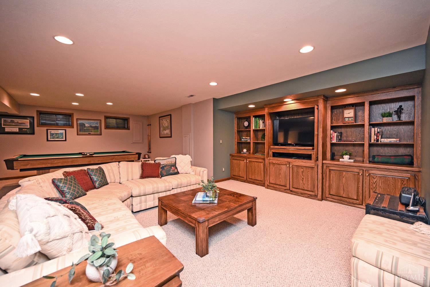 6183 West Fork Road Cincinnati, OH 45247 - Photo 49 of 70 Gallery Image 49