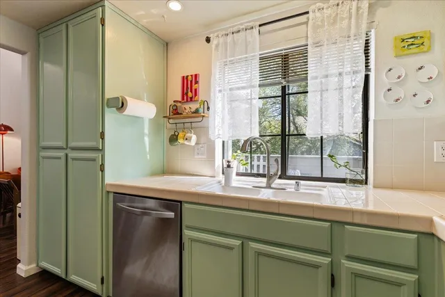 $800,000 | 2878 Buena Crest Court, San Jose, CA 95121