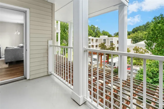 $585,000 | 17426 Bothell Way Northeast, Unit A204, Bothell, WA 98011