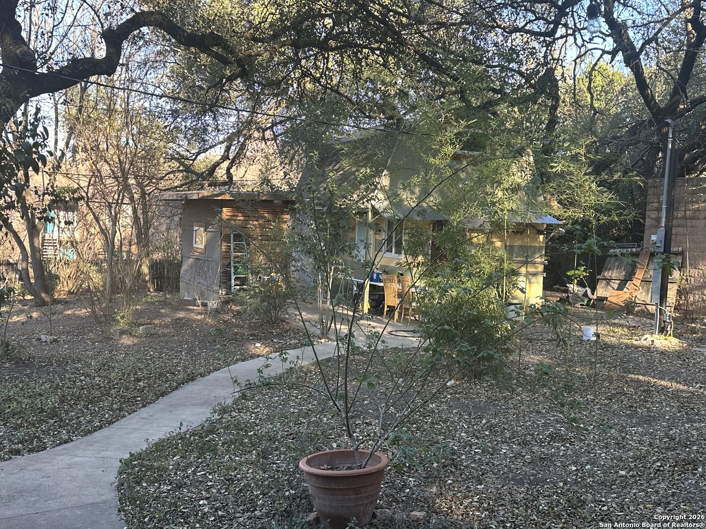 7914 Fredericksburg Road San Antonio, TX 78229 - Photo 3 of 8 a view of a backyard with fountain