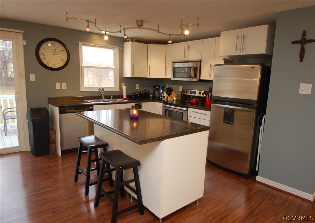 9317 Dolmen Road Glen Allen, VA 23060 - Photo 2 of 20 Gallery Image 2