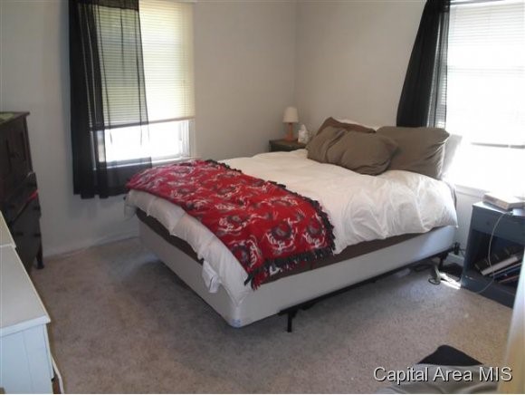 13 Turner Road Jacksonville, IL 62650 - Photo 9 of 10 Gallery Image 9