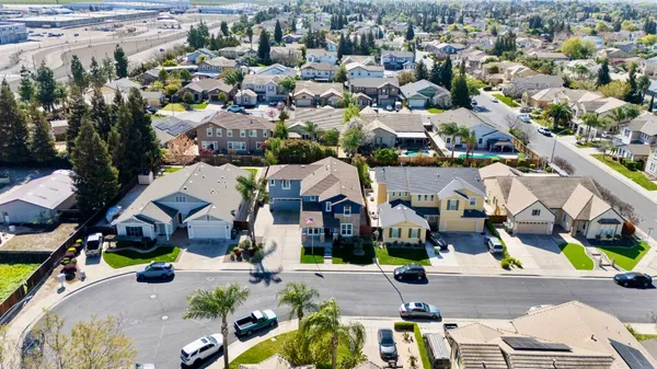 $1,029,000 | 1692 Biarritz Court, Tracy, CA 95304