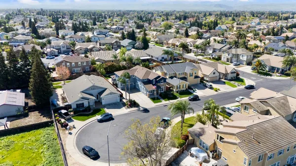 $1,029,000 | 1692 Biarritz Court, Tracy, CA 95304