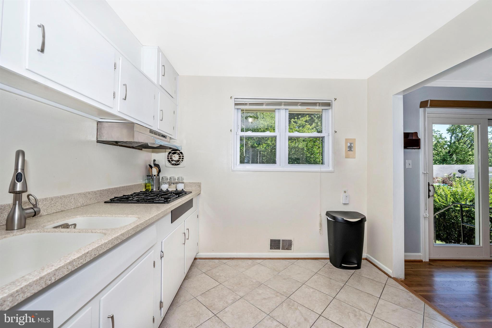 4236 Isbell Street Silver Spring, MD 20906 - Photo 22 of 51 Gallery Image 22