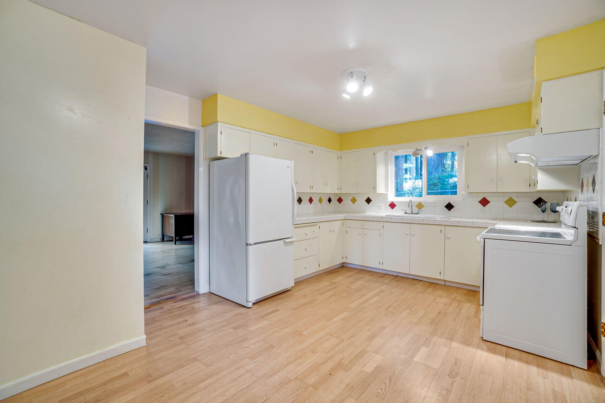 4375 Campton Road Eureka, CA 95503 - Photo 14 of 49