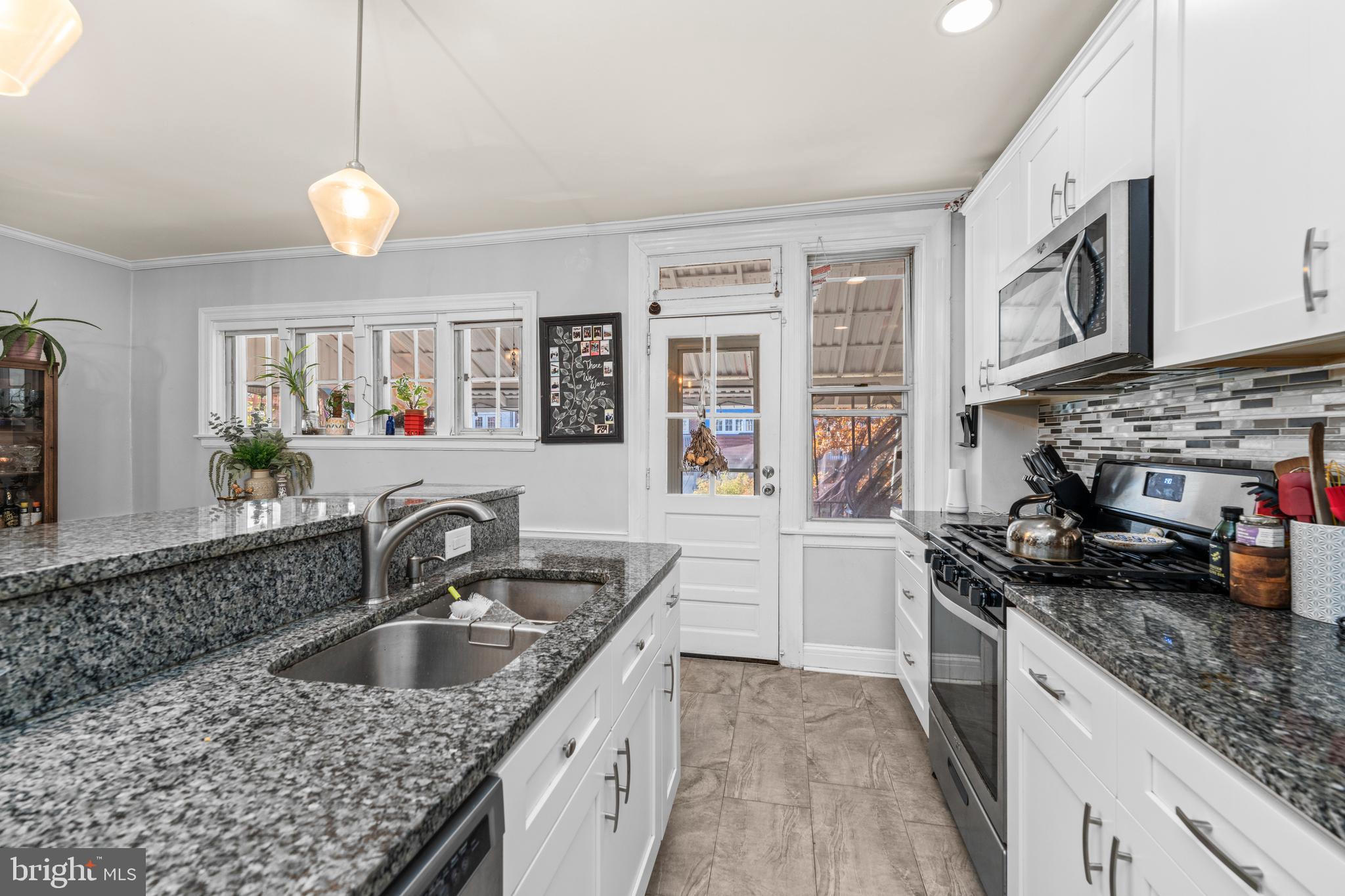 3610 Yolando Road Baltimore, MD 21218 - Photo 13 of 33