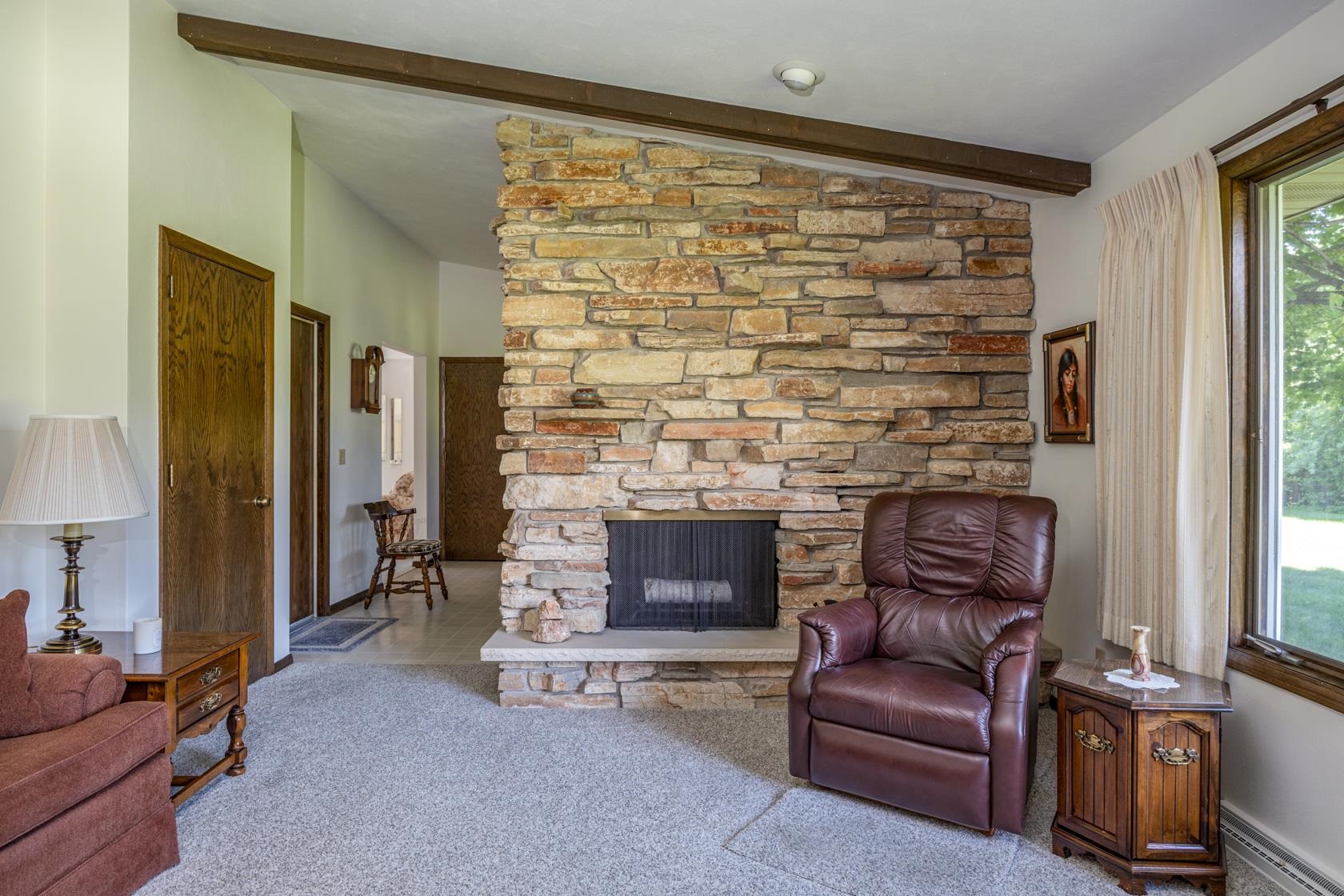 931 East Sunset Avenue Appleton, WI 54911 - Photo 13 of 25