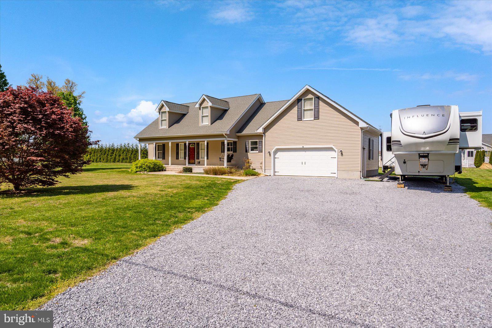 16344 Sand Hill Road Milton, DE 19968 - Photo 5 of 33 Charming home with spacious driveway.