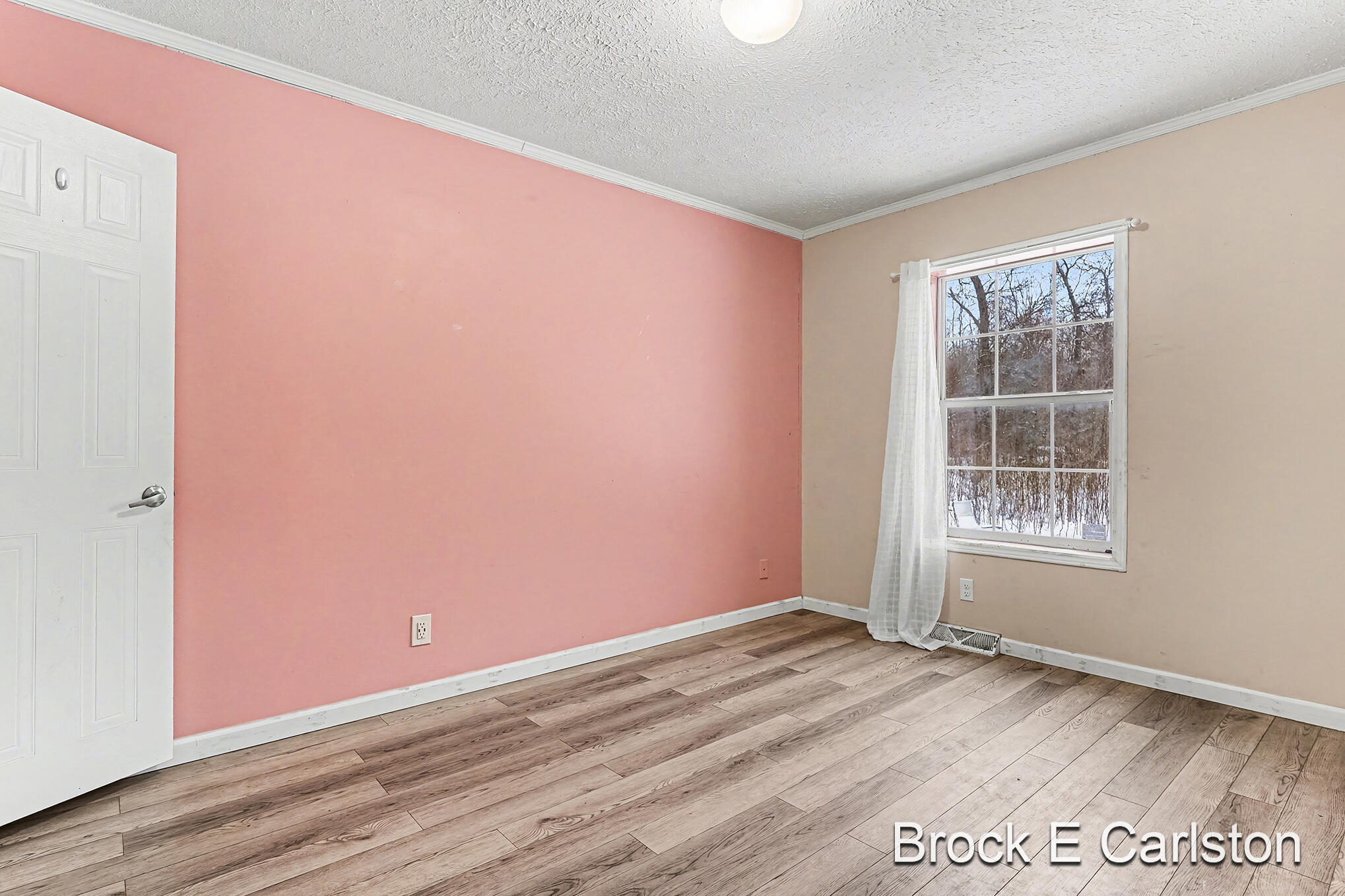 2742 Strand Road Muskegon, MI 49445 - Photo 19 of 27 DSC01765