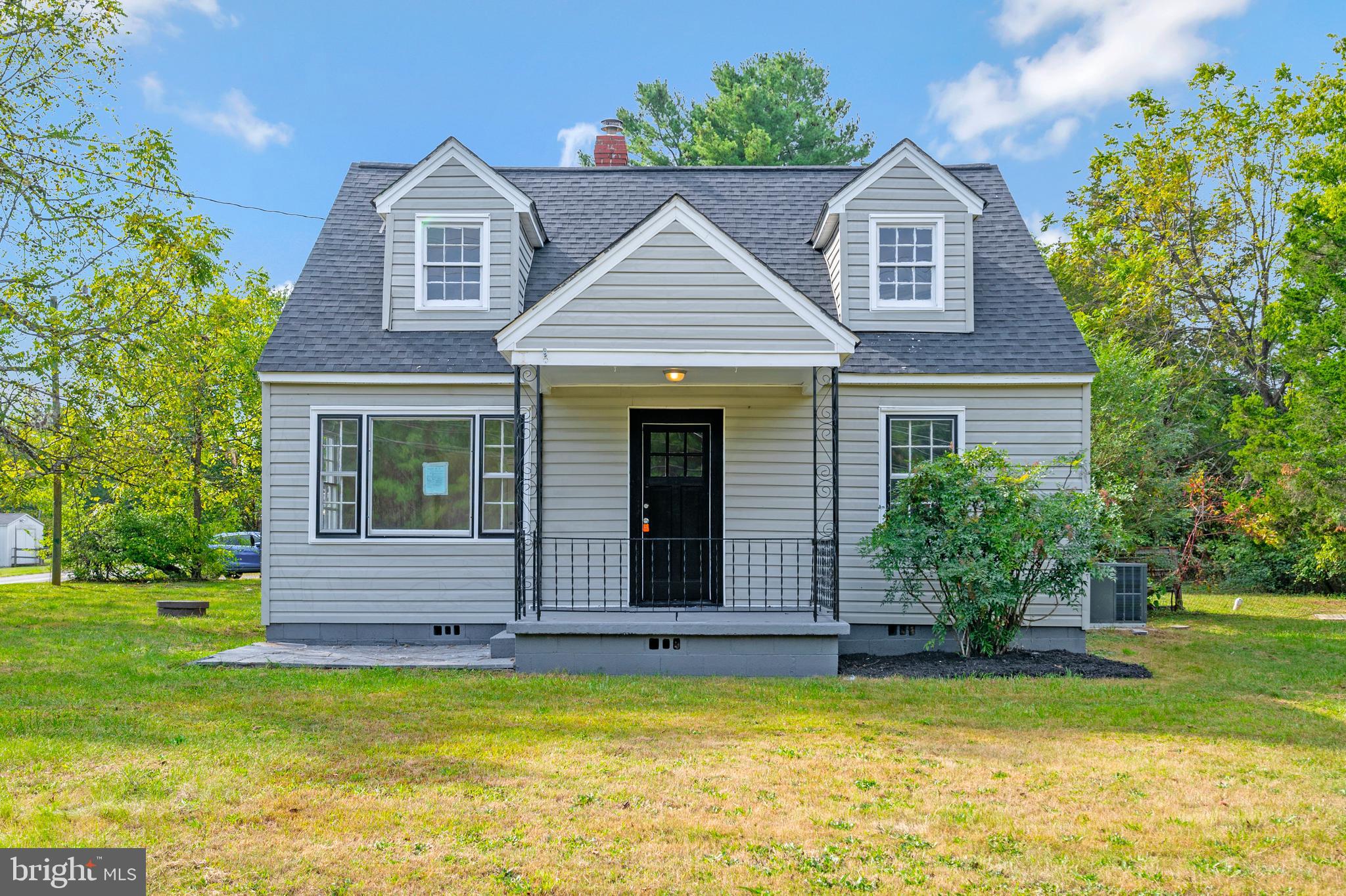 425 Sam Boyd Road Louisa, VA 23093 - Photo 2 of 40