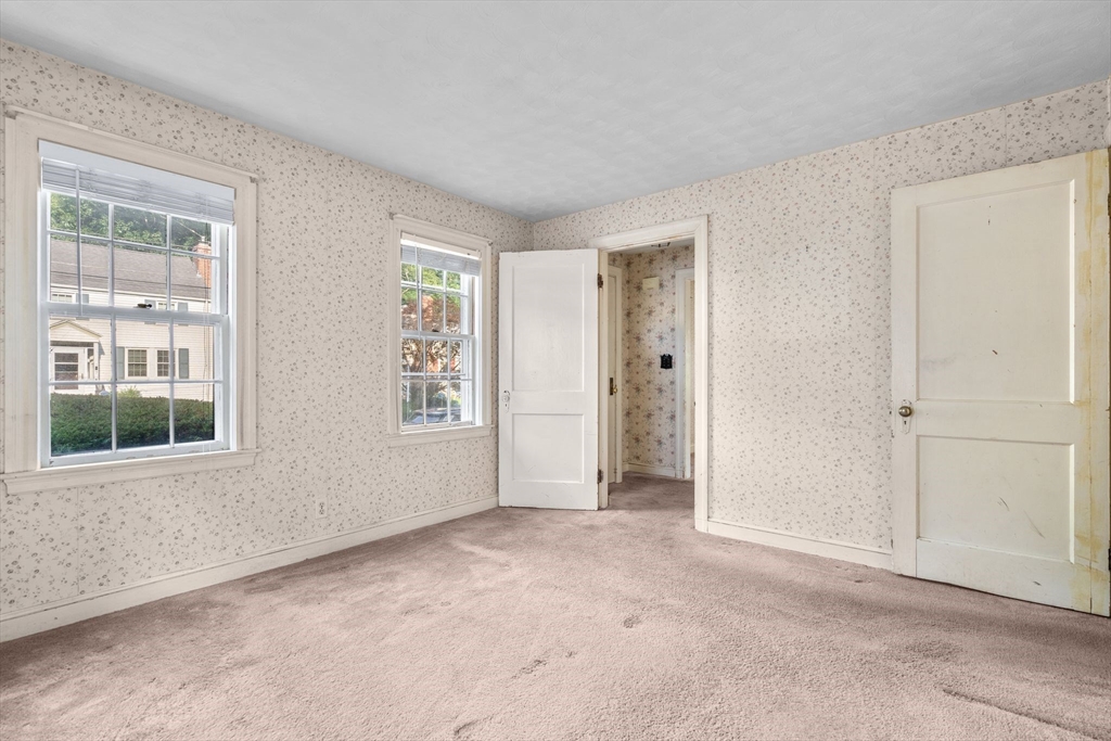 8 Roland Street Medford, MA 02155 - Photo 9 of 33 Gallery Image 9