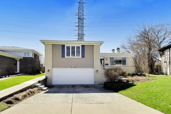 $569,000 | 6643 Davis Street, Morton Grove, IL 60053